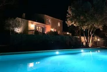 ツーリストアパートメント Le Jardin Sur La Colline