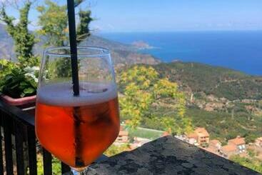 ツーリストアパートメント Casa Vacanza Al N.56 A Pollina