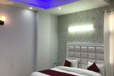 Hotel The Grand Palace