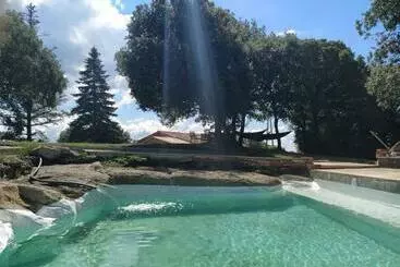 Turistihuoneistot La Caseta De El Llancís