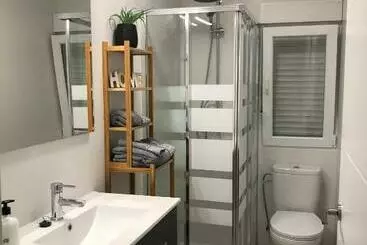 آپارتمان‌های توریست‌ها Piso Nuevo Bien Situado En Santander