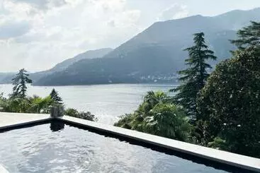 ツーリストアパートメント Villa Ego Lake Como