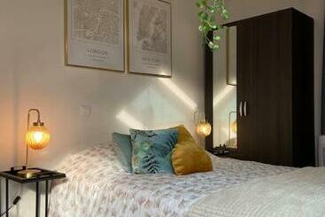 ツーリストアパートメント L’express