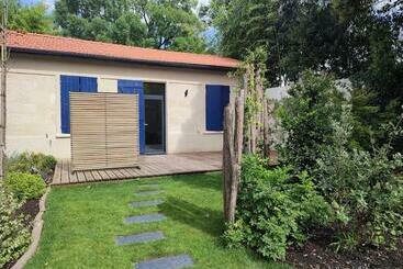 Жильё для туристов Maison De Charme En Pierre