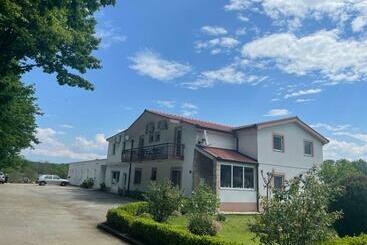 Bed and Breakfast Pansion Stojić