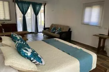 ペンション Ah Muzenkab