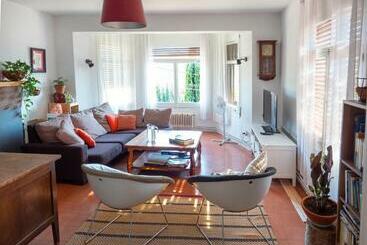 Appartements touristiques Casa Mediterrània A La Vora De Barcelona
