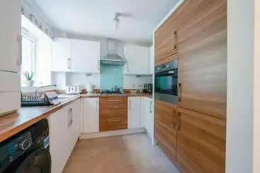 Turistihuoneistot Stylish 2 Bed Home   For Company Contractor And Leisure Stays   Nec, Airport, Hs2, Contractors, Reso