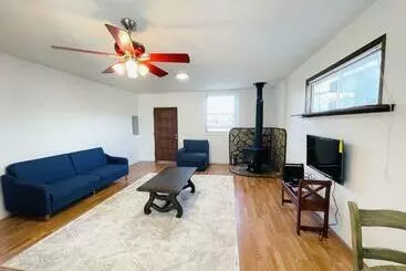 ツーリストアパートメント Comfy Guesthouse In Yelm