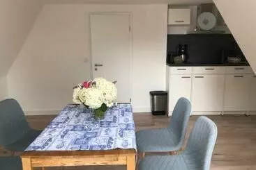 ツーリストアパートメント Die Gräfin Auf Rügen   Ferienappartements