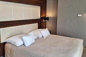 בית מלון כפרי Duna Garden