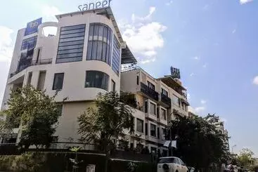 בית מלון כפרי The Saneer Jaipur