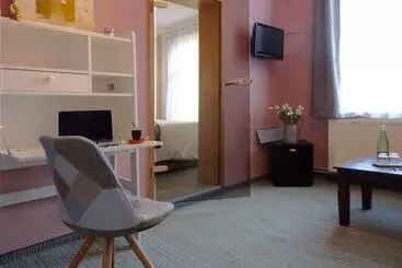 Strandhotel Villa Louisa & Appartementhäuser Villa Josephine Und Christine