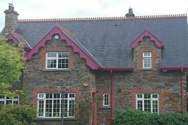 Bed and Breakfast Rossclare Lodge