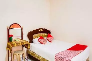 Otel Spot On 91512 Siantan Anambas Syariah