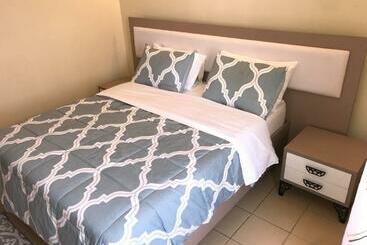 Aparthotel Maliaways Comfy Airbnb Jkia