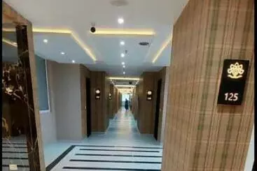 Hotel Golden Leaf