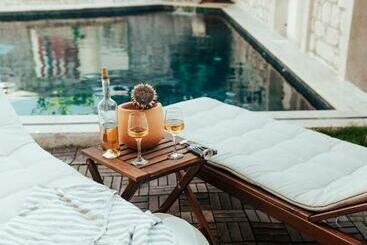 هتل Lalasa Alaçatı