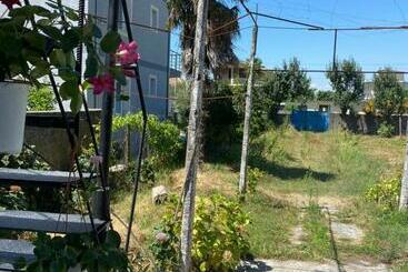 פנסיון Rupa Guest House Camping Shkoder