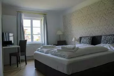 Отель Schloss Münchweiler