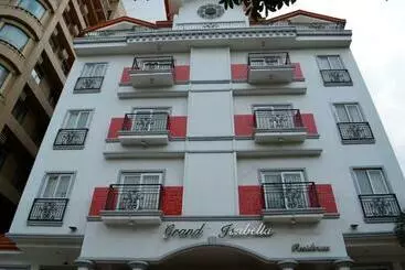 هتل آپارتمان Grand Isabella Residences