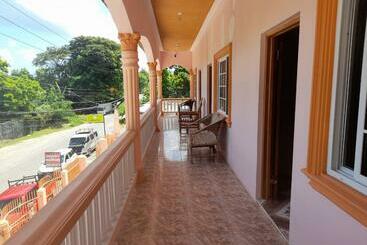 پانسیون Panciana Fairview Complex Guesthouse