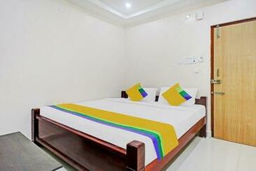 فندق Itsy By Treebo Vardhan Stay Inn