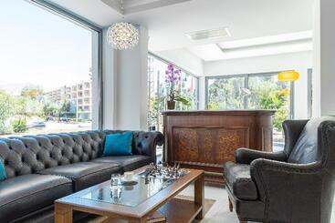 فندق Glyfada Riviera