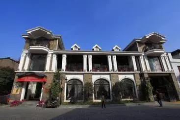 Hotel Koala Garden House