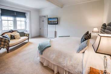 בית מלון כפרי The Wheatsheaf At Swinton