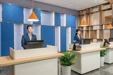 Отель Holiday Inn Express Changsha University Tech City By Ihg