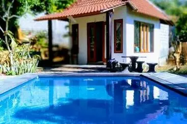 Bed & Breakfast Holygreen Bali