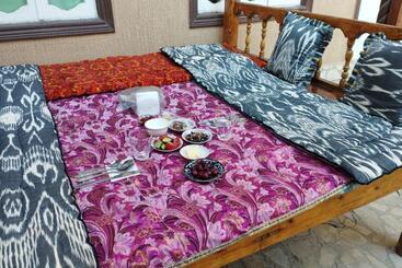 פנסיון Nastarin