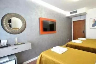 پانسیون Lolo Luxury Rooms & Suites