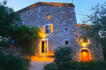 Bed and Breakfast Mas De Boissière   Chambres D Hôtes Avec Piscine Et Jacuzzi