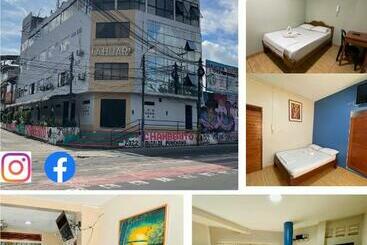 هتل Alojamiento Tahuari