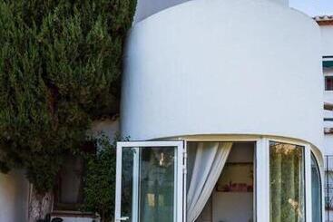 آپارتمان‌های توریست‌ها Afrodita