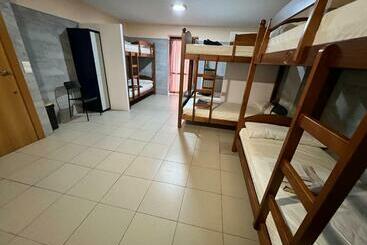 Albergue Casa Mariela Solo Peregrinos Con Credenciales