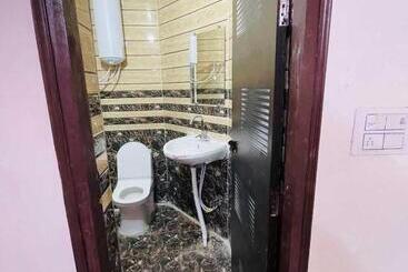 Hôtel Oyo 88695 Fortish Inn