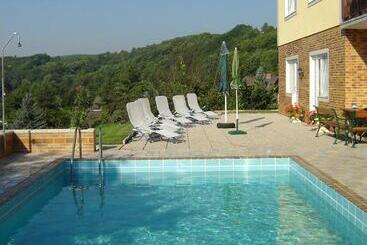 Aamiaismajoitus (B&B) Pension Rudi   Weingut Kellner