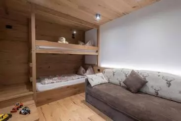 Отель Baita Velon