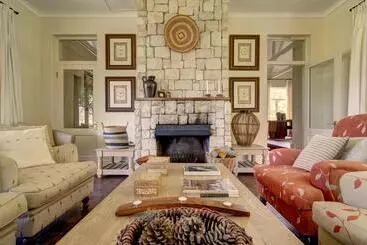 فندق Blue Gum Country Estate