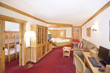 Quellenhof Sport- & Wellness Resort