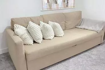 ツーリストアパートメント Entire Home: Bicester Village 10min Walk