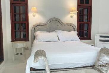 آپارتمانهای توریستها Villa Del Mare / Centro Da Ilha