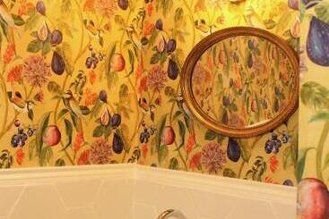 旅馆 1560  Domaine Des Cinq Jardins  A Magical And Authentic Mansion