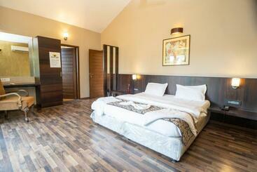 Aveeno Villas & Resort Calangute, Saligaon