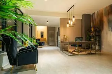 Signature Aparthotel   Boutique