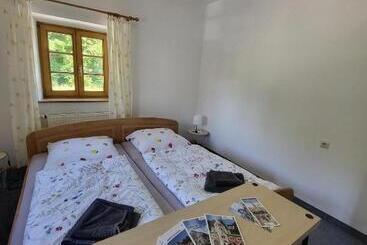 Hotell Gasthaus Staufenbrücke