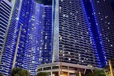 شقق خاصة سياحية Luxurious Condotel At The Heart Of Makati